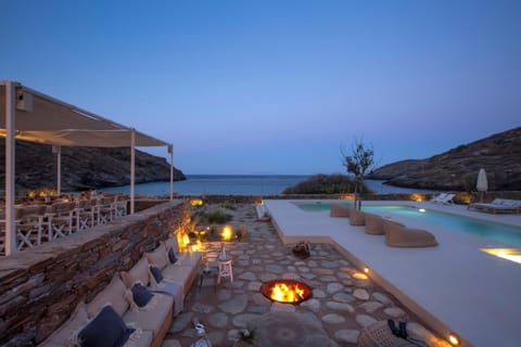 Bar/lounge