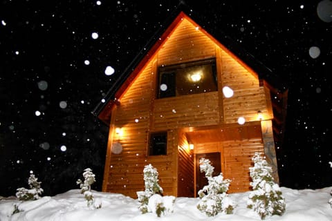 Lodge Sisters Lodge in Zlatibor District, Serbia