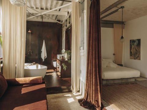 Mona Athens Hotel in Athens