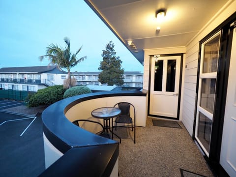 Ulster Lodge Motel Motel in Hamilton