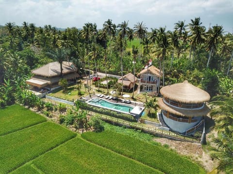 Coco verde bali Hotel in Kediri