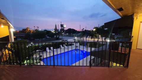 Sunny Palms Inn Hotel in Lantana