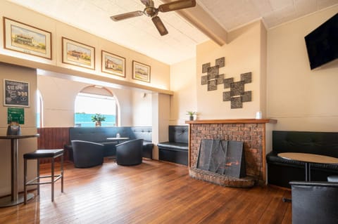 The Bridge Hotel Motel in Smithton