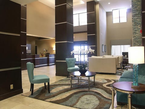 Holiday Inn Express & Suites - Cleveland Northwest By IHG Hotel in Cleveland