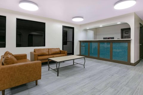 Super 8 by Wyndham Moss Point Hotel in Moss Point