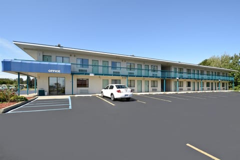 Americas Best Value Inn Battle Creek Motel in Battle Creek