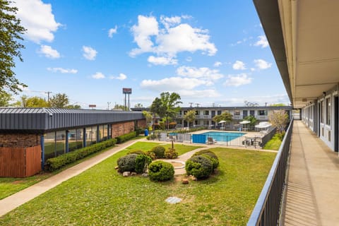 Americas Best Value Inn Ft. Worth Hurst Hotel in Richland Hills