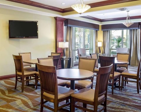 Comfort Suites Harvey - New Orleans West Hotel in Gretna