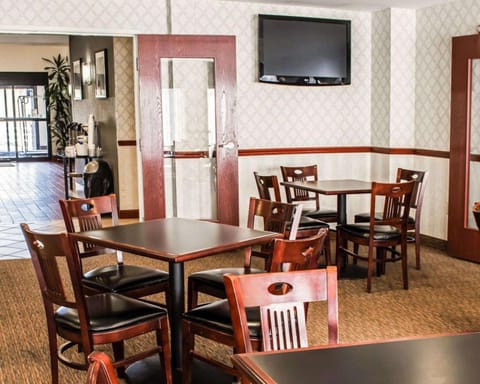 Sleep Inn & Suites Virginia Horse Center Hotel in Rockbridge County