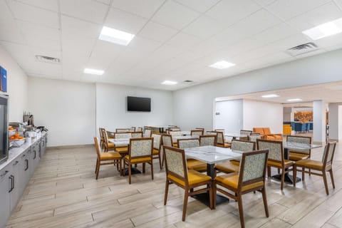 Comfort Inn & Suites Chattanooga-East Ridge Hotel in East Ridge