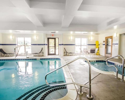 Comfort Inn Louisville Southwest Hotel in Shively