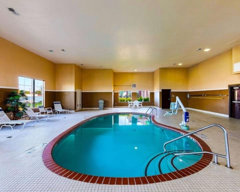 Comfort Suites University Hotel in Abilene