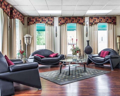 Quality Inn Franklin - Cool Springs Area Hotel in Franklin