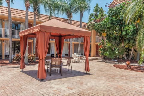 Quality Inn & Suites Conference Center Hotel in New Port Richey