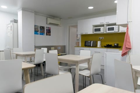 Alberguinn Hostel Hostel in L'Hospitalet de Llobregat