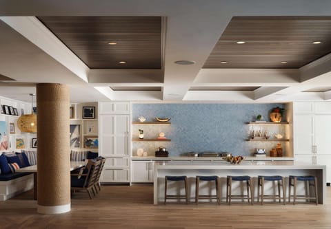 Shore House at The Del, LXR Hotels & Resorts Hotel in Point Loma