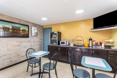 Rodeway Inn Ardmore I-65 Hotel in Tennessee