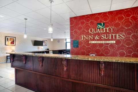 Quality Inn & Suites near Lake Eufaula Hotel in Eufaula