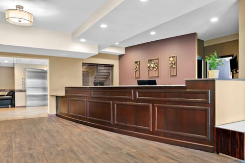 Best Western Paradise Inn Hotel in Champaign