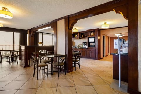 Quality Inn & Suites West Helena Hotel in West Helena