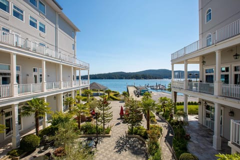 Prestige Oceanfront Resort Hotel in Vancouver Island