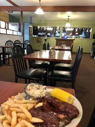 Lakeshore Lodge Hotel in Lakeside