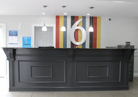 Studio 6  Suites Chattanooga, TN - Lookout Mtn. Motel in Chattanooga