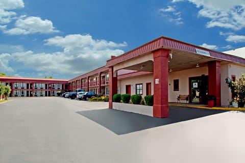 Rodeway Inn Canton I-55 Hotel in Mississippi