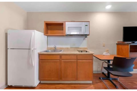 Studio 6 Extended Stay Birmingham  Pelham  AL Hotel in Pelham