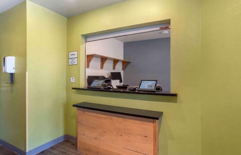 Extended Stay America Select Suites - Gulfport Hotel in Gulfport