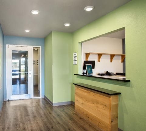 Extended Stay America Select Suites - Gulfport Hotel in Gulfport