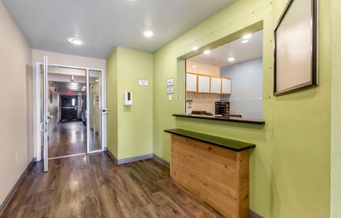 Extended Stay America Select Suites - Phoenix - Peoria - Sun City Hotel in Glendale