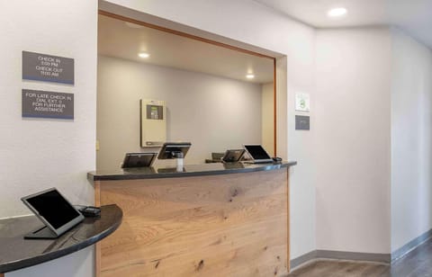 Extended Stay America Select Suites - Omaha - Southwest Hotel in Omaha