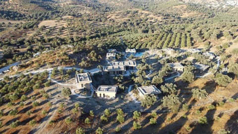 O Mikros Kosmos Hotel Resort Hotel in Crete