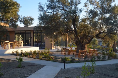 O Mikros Kosmos Hotel Resort Hotel in Crete