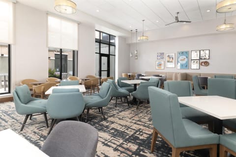 Homewood Suites by Hilton Wauwatosa Milwaukee Hotel in Wauwatosa