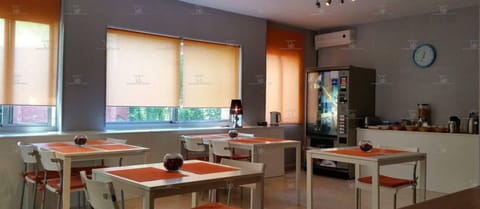 Hostal Aravaca  Hostel in Madrid