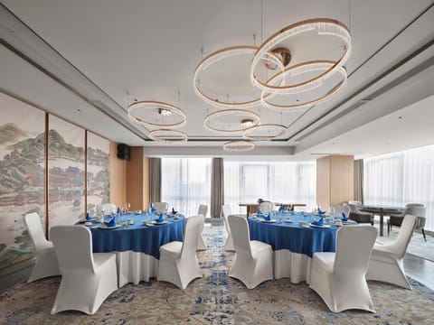 Hilton Garden Inn Beijing Haidian Daoxiang Lake Hotel in Beijing