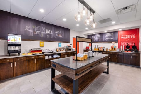 Hampton Inn by Hilton Columbus Downtown Hotel in Phenix City