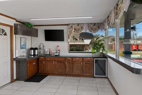 Econo Lodge Clemson - University Area Motel in Clemson