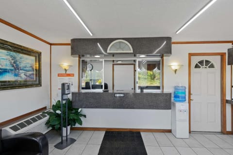 Econo Lodge Clemson - University Area Motel in Clemson