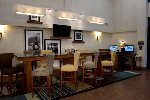 Hampton Inn Springfield-South Hotel in Springfield