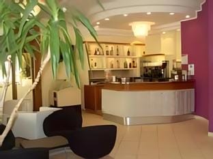 Coffee shop