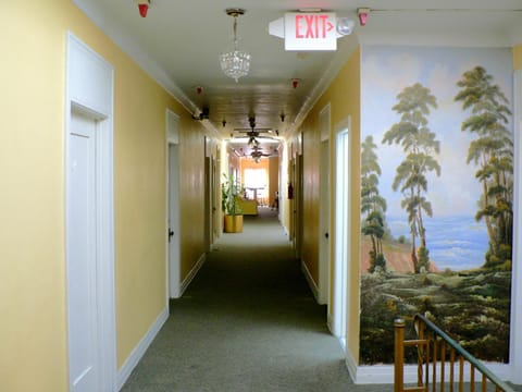 Hotel del Flores Hotel in Beverly Hills