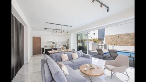 Protaras Vie Bleu Villa Vb5 Resort in Protaras