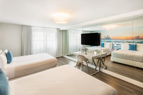 President Hotel Villa Hotel in Flamingo Lummus