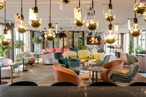 Bar/lounge