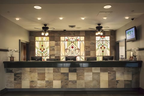 DraftKings at Casino Queen Hotel in Saint Louis