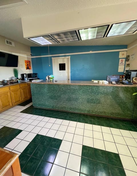 Delux Inn Hotel in Cleburne