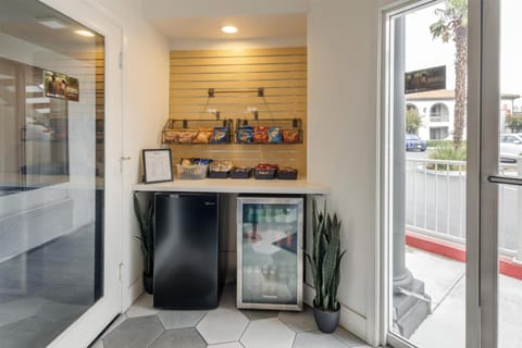 Best Western Plus Executive Suites Hotel in Atherton